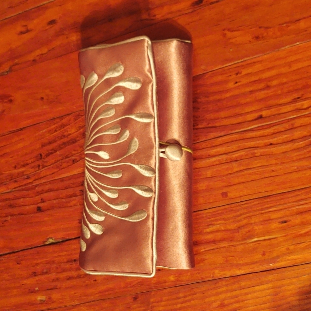 Red Blossom Satin-like Floral Embroidery Jewelry Travel Bag
